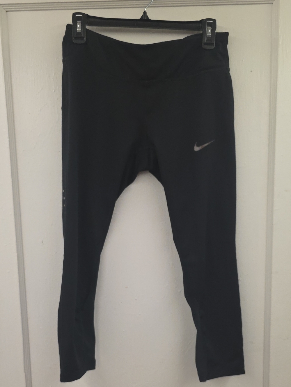 Nike Dri-FIT Black Running Crop Leggings Reflective Zip Pocket Size M